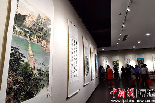 閩侯縣首屆詩書畫采風創作活動作品展在福州舉行